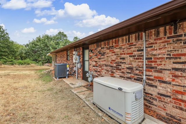 8416 Huckleberry Road, Edmond, OK 73034