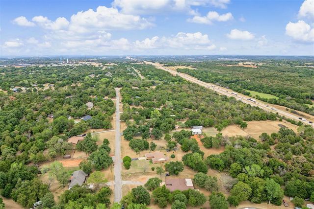8416 Huckleberry Road, Edmond, OK 73034