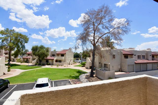 2020 W UNION HILLS Drive, Phoenix, AZ 85027