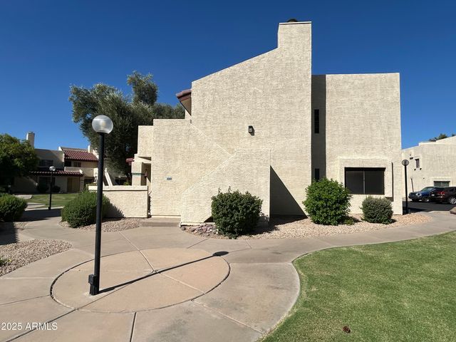 2020 W UNION HILLS Drive, Phoenix, AZ 85027