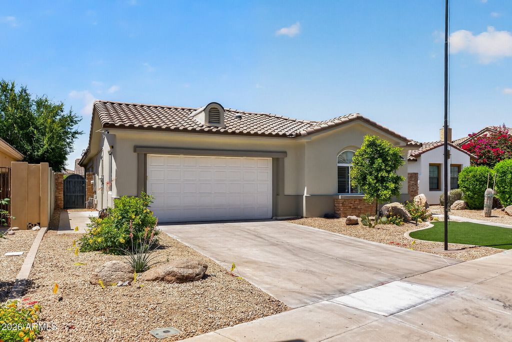 14309 W CYPRESS Street, Goodyear, AZ 85395 — photo 2