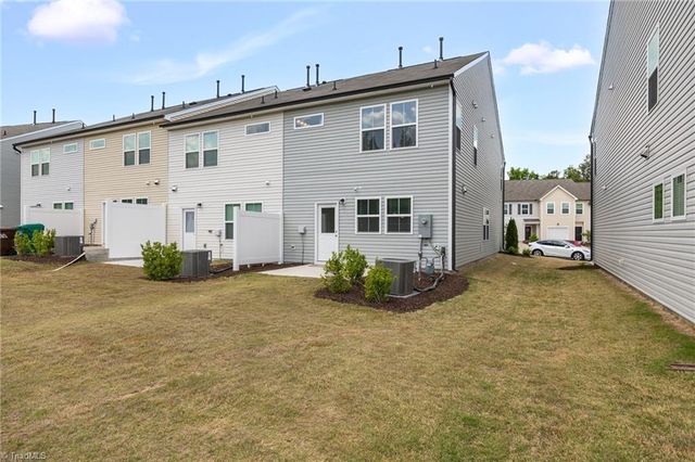 821 Falls Grove Trail, High Point, NC 27265