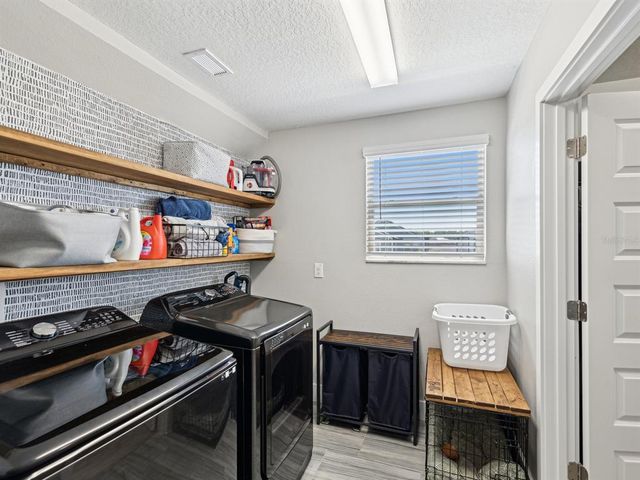 8630 CAMPUS WOODS WAY, New Port Richey, FL 34655