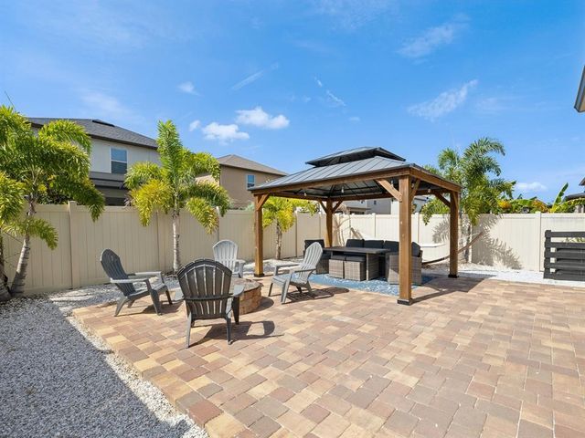 8630 CAMPUS WOODS WAY, New Port Richey, FL 34655