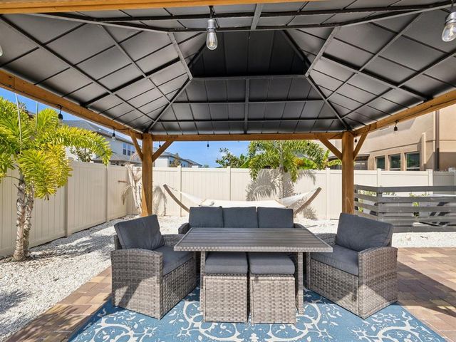 8630 CAMPUS WOODS WAY, New Port Richey, FL 34655
