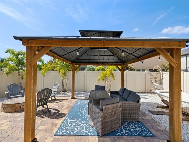 8630 CAMPUS WOODS WAY, New Port Richey, FL 34655
