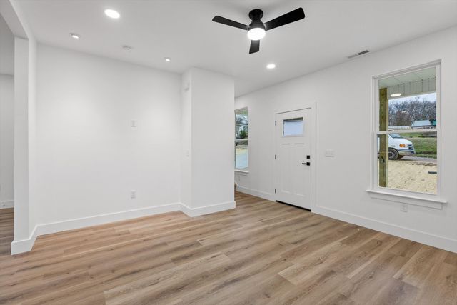 915 2nd Street NE, Cleveland, TN 37311