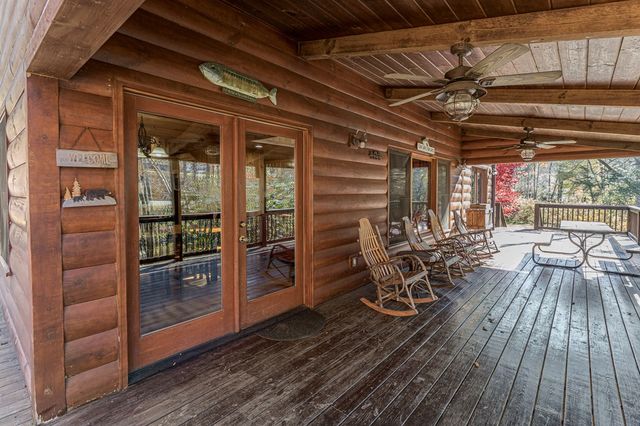 165 Riverview Drive, Robbinsville, NC 28771