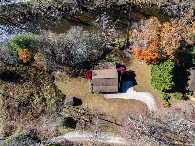 165 Riverview Drive, Robbinsville, NC 28771