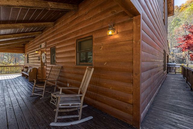 165 Riverview Drive, Robbinsville, NC 28771