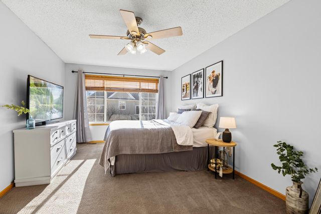 13733 54th Avenue N, Plymouth, MN 55446