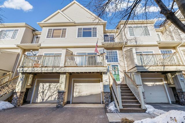 13733 54th Avenue N, Plymouth, MN 55446