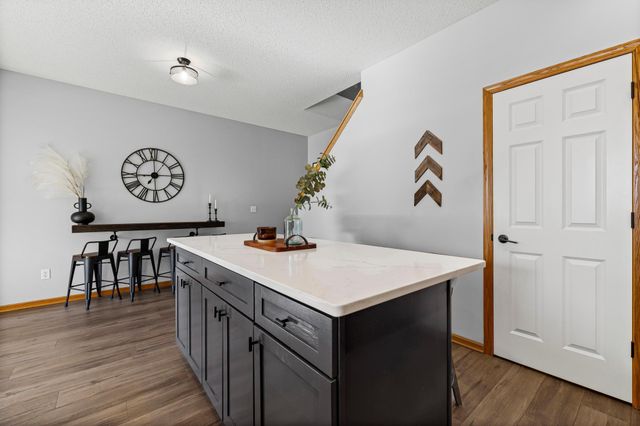 13733 54th Avenue N, Plymouth, MN 55446