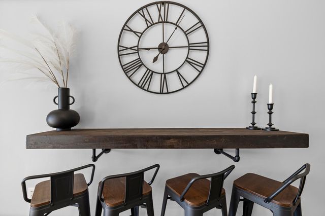 13733 54th Avenue N, Plymouth, MN 55446