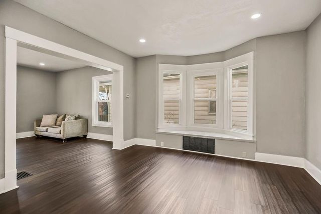 414 Quincy Avenue, Kansas City, MO 64124