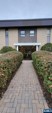 289 Market Street 9, Saddle Brook, NJ 07663