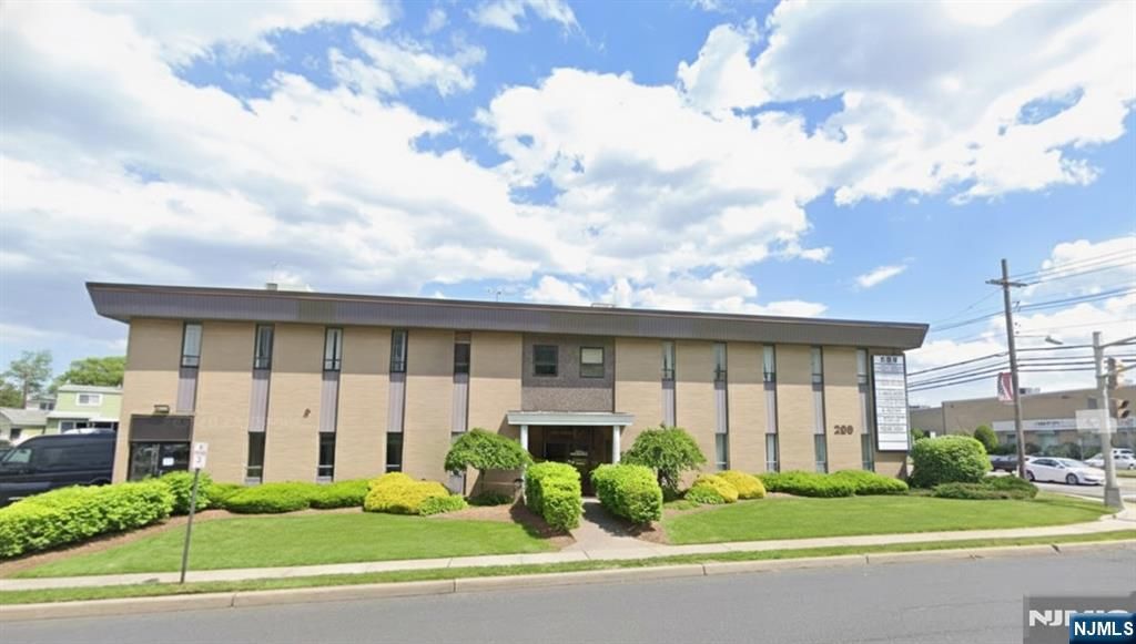 289 Market Street 9, Saddle Brook, NJ 07663