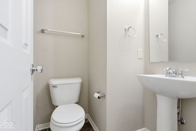 11502 Presidio Drive, Indianapolis, IN 46235