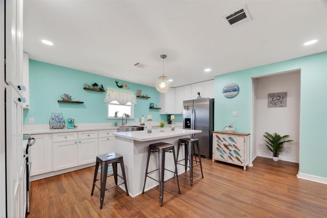 154 Poop Deck Lane, Freeport, TX 77541