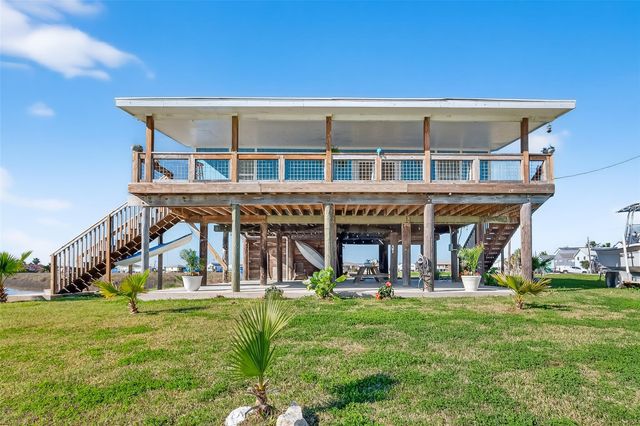 154 Poop Deck Lane, Freeport, TX 77541