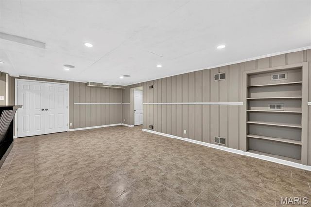 2313 Saint Clair Avenue, Brentwood, MO 63144