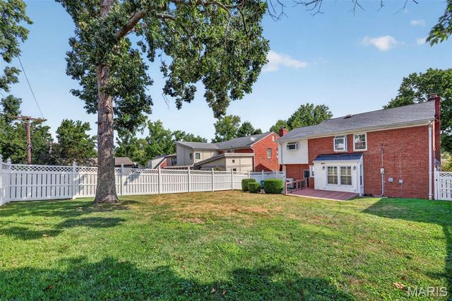2313 Saint Clair Avenue, Brentwood, MO 63144