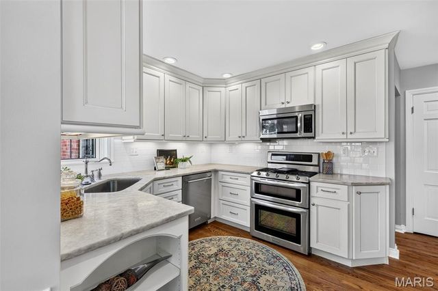 2313 Saint Clair Avenue, Brentwood, MO 63144