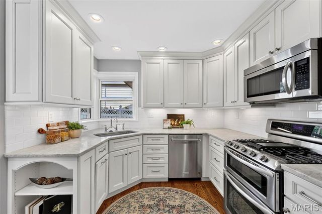 2313 Saint Clair Avenue, Brentwood, MO 63144