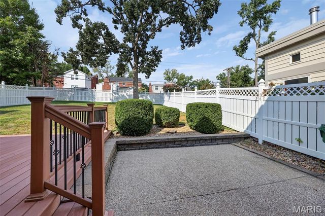 2313 Saint Clair Avenue, Brentwood, MO 63144
