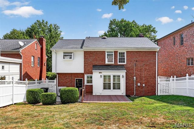 2313 Saint Clair Avenue, Brentwood, MO 63144