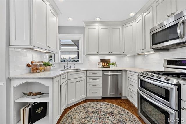 2313 Saint Clair Avenue, Brentwood, MO 63144