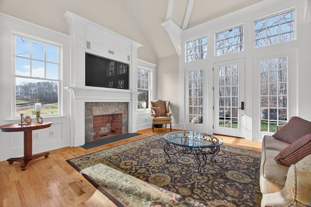 401 Fox Hopyard Road, East Haddam, CT 06423