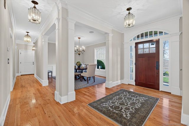 401 Fox Hopyard Road, East Haddam, CT 06423