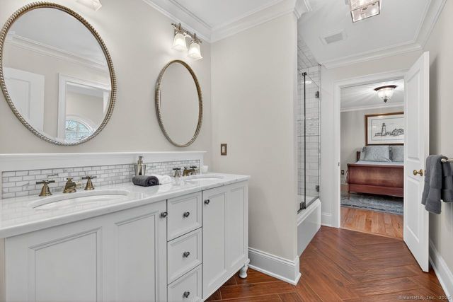 401 Fox Hopyard Road, East Haddam, CT 06423