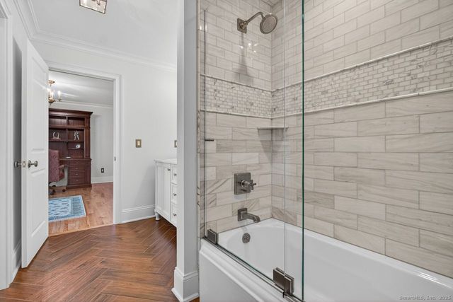 401 Fox Hopyard Road, East Haddam, CT 06423