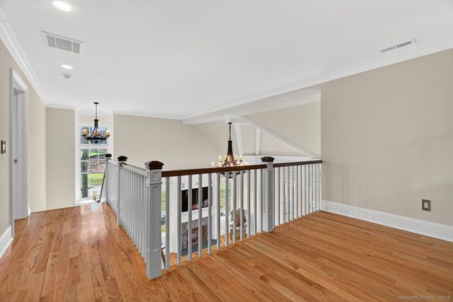 401 Fox Hopyard Road, East Haddam, CT 06423