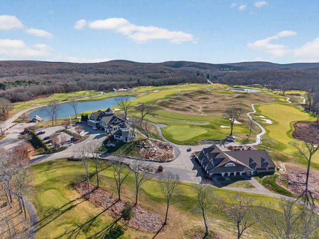 401 Fox Hopyard Road, East Haddam, CT 06423