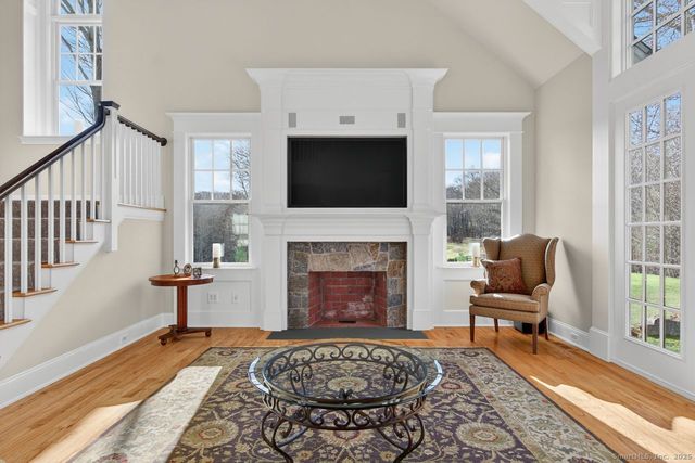 401 Fox Hopyard Road, East Haddam, CT 06423