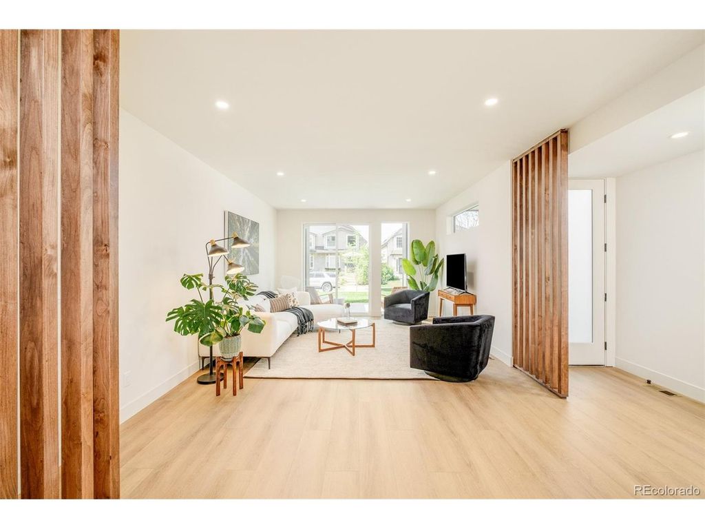 2162 S Grant St 1, Denver, CO 80210