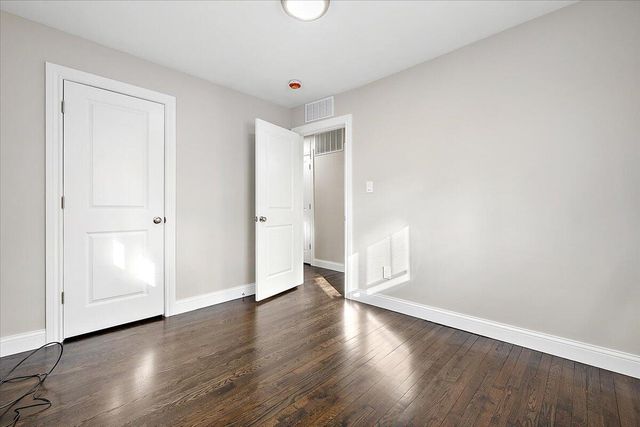 173 High Street, Pontiac, MI 48342