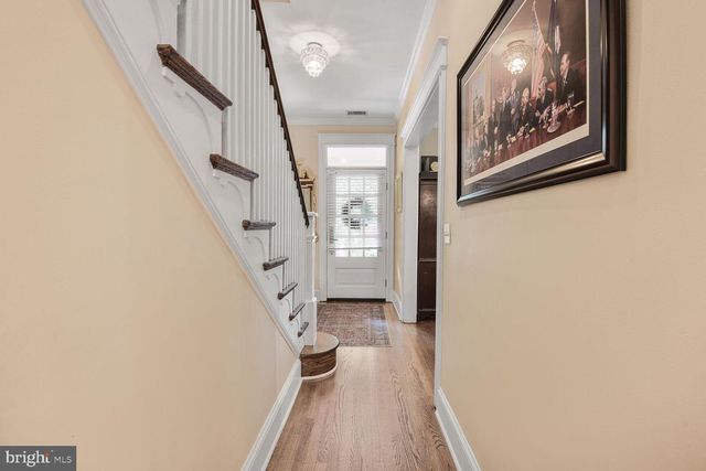 3512 30TH ST NW, Washington, DC 20008