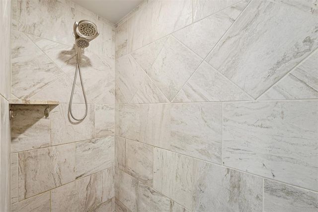 8201 NW 161st Terrace, Edmond, OK 73013