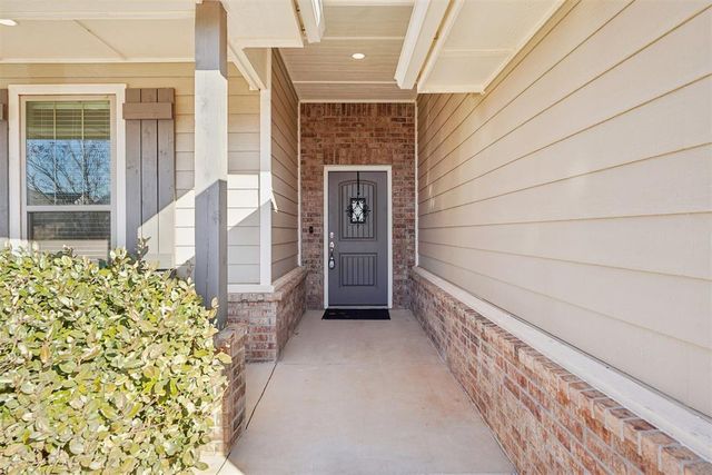 8201 NW 161st Terrace, Edmond, OK 73013