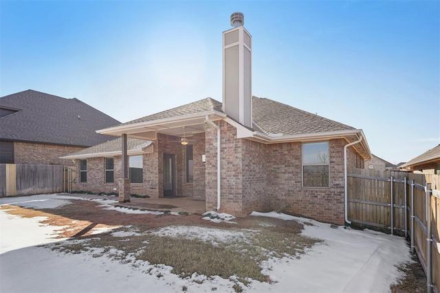 8201 NW 161st Terrace, Edmond, OK 73013