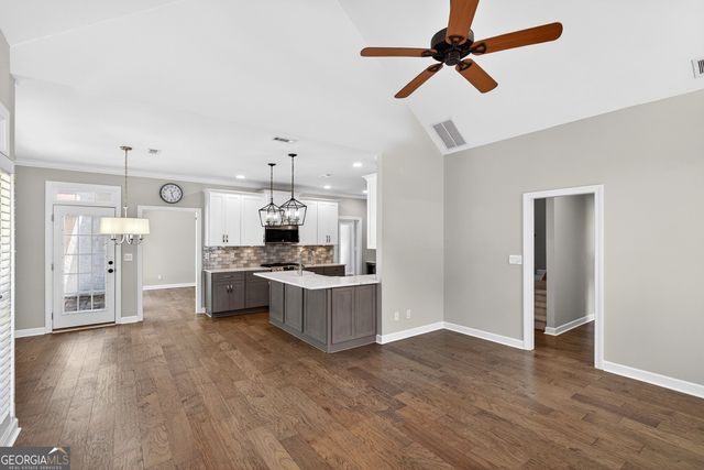 216 Chattan Trail, Peachtree City, GA 30269
