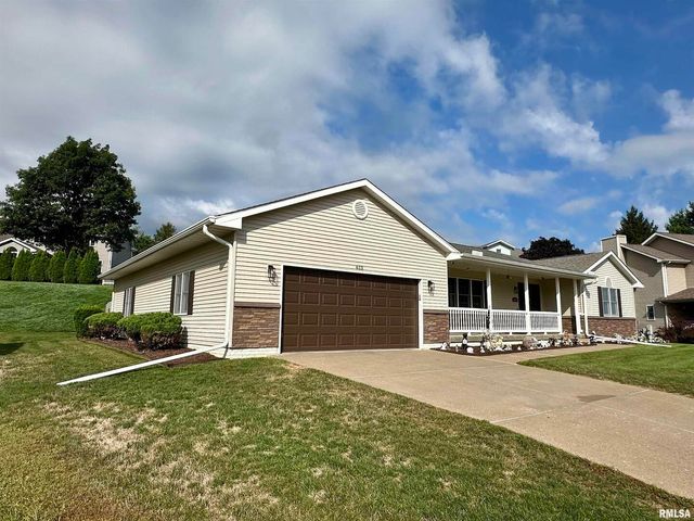 613 33RD Avenue N, Clinton, IA 52732