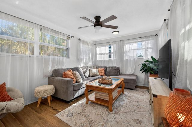 3911 21ST STREET N, St Petersburg, FL 33714