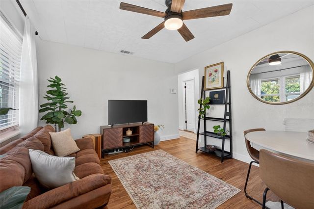 3911 21ST STREET N, St Petersburg, FL 33714