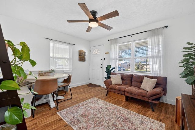 3911 21ST STREET N, St Petersburg, FL 33714