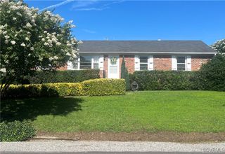 8167 Surrey Ct, Mechanicsville, VA 23111